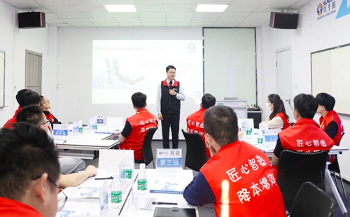 第160屆低成本智能自?xún)P化技能實(shí)操班順利圓滿(mǎn)落幕2